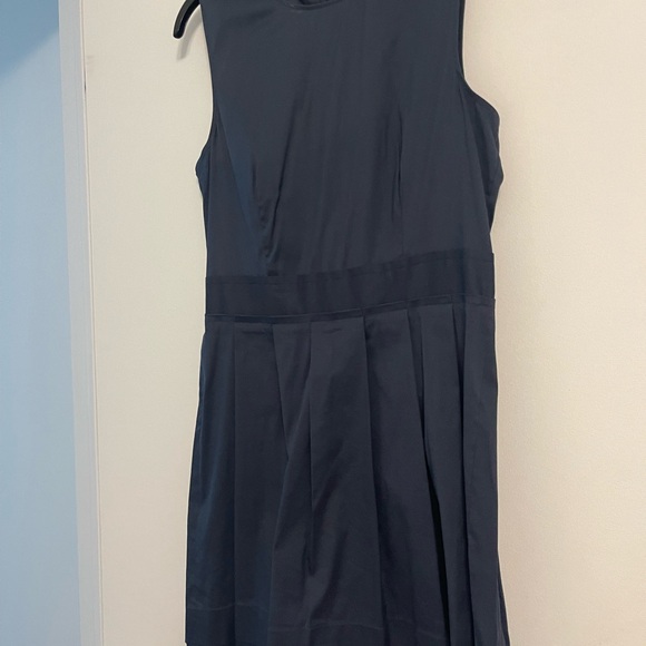 Theory Pleated Dress - Picture 5 of 6
